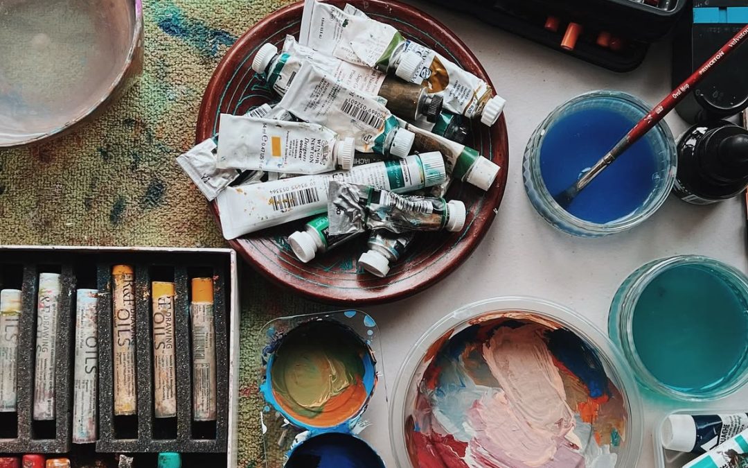 Choosing Painting Supplies That Match Your Creative Project